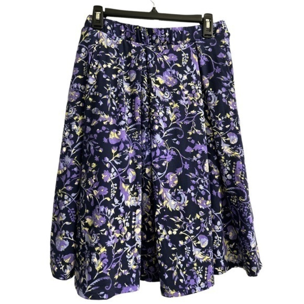 Women's Lularoe Madison Skirt Navy Blue Floral A-Line Size Medium EUC #1878